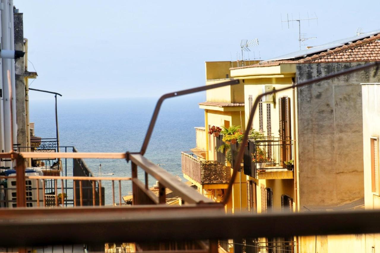 Diamond Apartment カステッランマーレ・デル・ゴルフォ エクステリア 写真